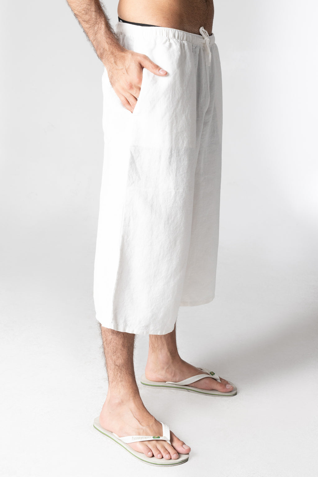 LINEN BEACH CAPRI